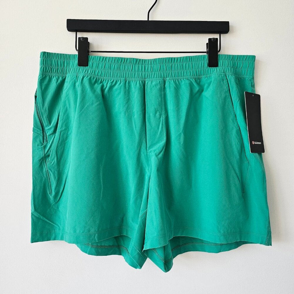 NWT LULULEMON KLLG Kelly Green Pace Breaker Shorts 5" Linerless Men's XXL